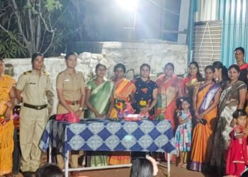 प्राईडतर्फे घर कामगार व महिला पोलिसांचा सन्मान