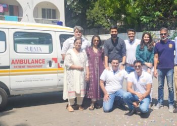 पुणे राउंड टेबल इंडिया 105 तर्फे रुग्णवाहिका भेट