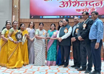 अग्रवाल समाज फेडरेशनतर्फे खासदार मेधा कुलकर्णी यांचा सन्मान