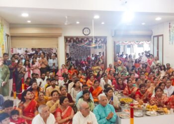 एच. एन. डी. जैन बोर्डिंगमध्ये भगवान महावीरांना अभिवादन