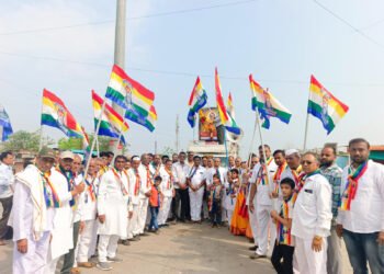 महावीरजयंती निमित्त भूम मध्ये भव्य मिरवणूक