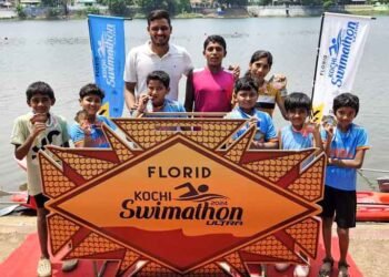 ‘स्वीमथॉन’ स्पर्धेमध्ये बार्शीच्या 7 जलतरणपटूनीं मारली बाजी