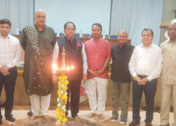 शिबिरांमुळे विद्यार्थ्यांचा व्यक्तिमत्व विकास – राहुल सोलापूरकर