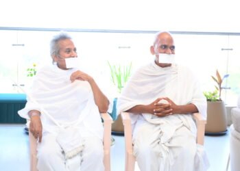 उपाध्याय प्रवर प.पु. प्रवीणऋषीजी म.सा. इनका औंध प्रवेश