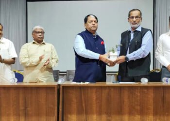 आई वडील हेच आपले दैवत – कृष्णकुमार गोयल