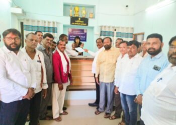 शेतकऱ्यांना उर्वरित पिक विमा रक्कम देण्याची मागणी