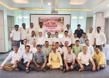 सुलाखे हायस्कूल मध्ये रंगला माजी विद्यार्थ्यांचा मेळावा 1 सुलाखे हायस्कूल मध्ये रंगला माजी विद्यार्थ्यांचा मेळावा