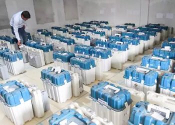 कोण होणार खासदार, मतमोजणी काही तासावर 2 कोण होणार खासदार, मतमोजणी काही तासावर