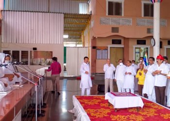 प. पू. पुष्पचुलाजी म.सा. के पावन सान्निध्य में गुरुपौर्णिमा उत्साह से संपन्न