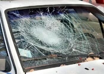 दारूचे पैसे न दिल्याने कारचे केले नुकसान