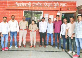 सिक्युरीटी गार्डच्या खुनाचा प्रयत्न करणाऱ्या दोन जणांना अटक 8 सिक्युरीटी गार्डच्या खुनाचा प्रयत्न करणाऱ्या दोन जणांना अटक