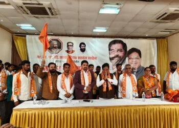 भुम येथील आरोग्यदुत डॉ. राहुल घुले यांचा शिवसेनेत प्रवेश 3 22 8 24 9