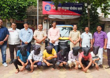 दरोडयाच्या गुन्हयाची 12 तासात उकल, 7 आरोपीना अटक 1 दरोडयाच्या गुन्हयाची 12 तासात उकल, 7 आरोपीना अटक
