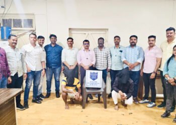 खुनाचा प्रयत्न केल्यानंतर फरार दोन आरोपींना पकडले 8 खुनाचा प्रयत्न केल्यानंतर फरार दोन आरोपींना पकडले