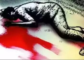 पत्नीने चाकूने वार करून केला पतीचा खून