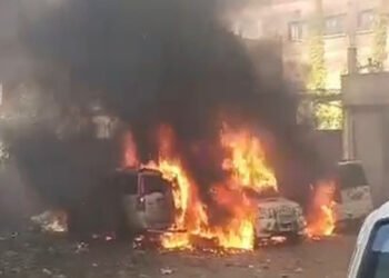 हांडेवाडीयेथील चार वाहने आगीत खाक 7 हांडेवाडीयेथील चार वाहने आगीत खाक