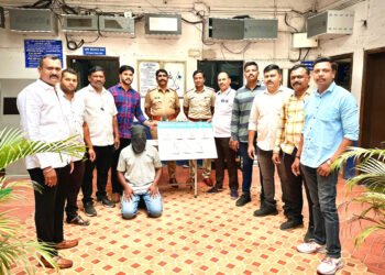 बनावट चलनी नोटा बाळगणारा आरोपी जेरबंद