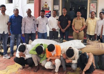 चिंचुका चोरी मधील ५ आरोपीस अटक 7 चिंचुका चोरी मधील ५ आरोपीस अटक