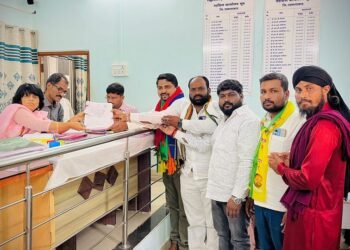 रासपतर्फे डॉ. राहुल घुलेयांचा उमेदवारी अर्ज दाखल 2 रासपतर्फे डॉ. राहुल घुलेयांचा उमेदवारी अर्ज दाखल