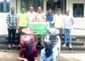 चोरट्यांकडून २ दुचाकी, 6 मोबाईल जप्त
