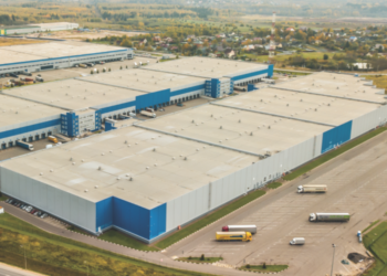 पुरंदर हवाई अड्डा बनने से व्यापारियों के लिए कनेक्टिविटी बढ़ेगी 2 पुरंदर हवाई अड्डा बनने से व्यापारियों के लिए कनेक्टिविटी बढ़ेगी