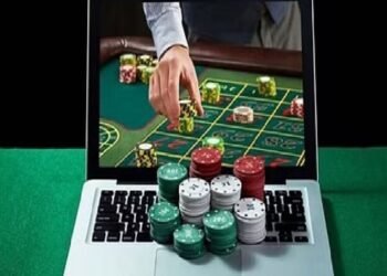 प्रतिबंधित ‘रेड्डी आन्ना’ बेटिंग वेबपोर्टलद्वारे ऑनलाइन जुगार खेळणाऱ्या १० जणांना अटक