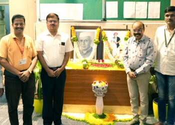 पिंपरी चिंचवड महानगरपालिकेत पं. नेहरू यांची जयंती साजरी