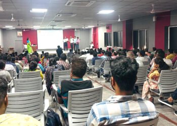 मतमोजणीसाठी नियुक्त अधिकारी-कर्मचाऱ्यांना प्रशिक्षण 9 मतमोजणीसाठी नियुक्त अधिकारी-कर्मचाऱ्यांना प्रशिक्षण