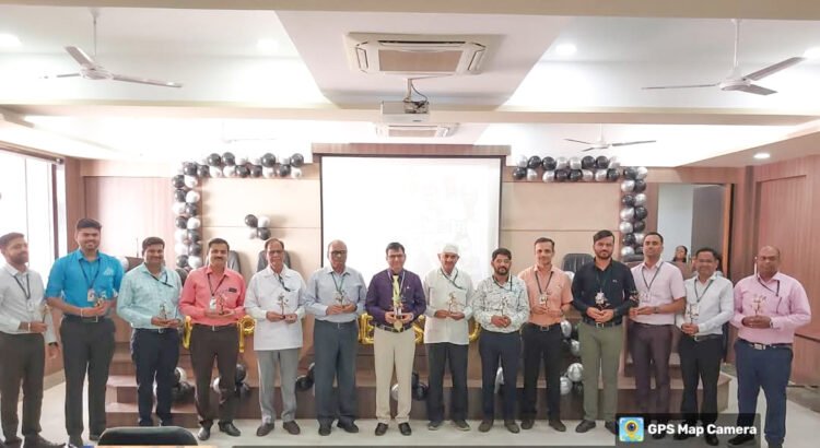 डी. वाय. पाटील महाविद्यालयात "आंतरराष्ट्रीय पुरुषदिन" साजरा 1 27 11 24 4