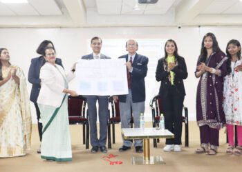 सूर्यदत्त विधी महाविद्यालयामध्ये साजरा करण्यात आला ७५ वा संविधान दिन 5 सूर्यदत्त विधी महाविद्यालयामध्ये साजरा करण्यात आला ७५ वा संविधान दिन