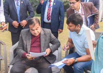 टेंभुर्णी-लातूर रस्ता चौपदरीकरणासाठी ५७४ कोटी मंजूर 7 टेंभुर्णी-लातूर रस्ता चौपदरीकरणासाठी ५७४ कोटी मंजूर