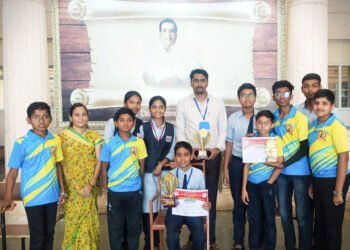 शालेय तालुकास्तरीय विज्ञान प्रदर्शनामध्ये महाराष्ट्र विद्यालय यशस्वी