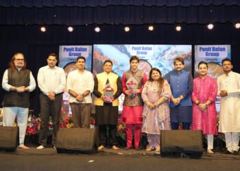 शिव चोरडिया के तबला वादन ने दर्शकों को किया मंत्रमुग्ध 4 शिव चोरडिया के तबला वादन ने दर्शकों को किया मंत्रमुग्ध