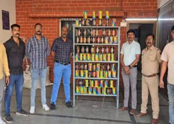 प्रतिबंधित नायलॉन मांजाचा साठा, बिबवेवाडी पोलिसांकडून तरुणाला अटक