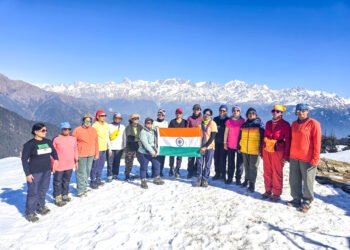 G Tribe Experience च्या वतीने महिलांचा दयारा बुग्यल शिखर विजय 4 G Tribe Experience च्या वतीने महिलांचा दयारा बुग्यल शिखर विजय