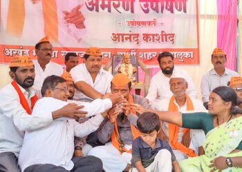 सरकारने काही मागण्या मान्य केल्यामुळे आंतरवली व बार्शीतील आमरण उपोषण मागे 1 सरकारने काही मागण्या मान्य केल्यामुळे आंतरवली व बार्शीतील आमरण उपोषण मागे