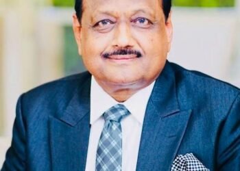 जयराज ग्रुपचे संचालक राजेश शहा यांना कॅलिफोर्निया युनिव्हर्सिटीची डॉक्टरेट