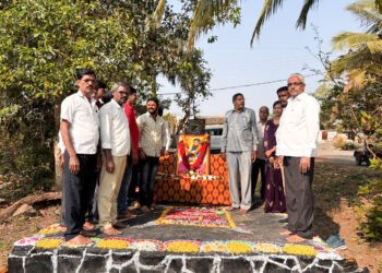 हाडोंगरी येथे संत रविदास महाराज जयंतीनिमित्त अभिवादन
