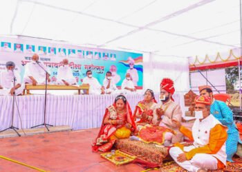 मुमुक्षु शिवम संदीपजी बाफना के कुमकुम तिलक की रस्म संपन्न 6 मुमुक्षु शिवम संदीपजी बाफना के कुमकुम तिलक की रस्म संपन्न