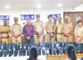 सायबर पोलिसांनी हरवलेले ४५६ मोबाईल केले परत