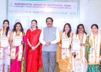 सर्व क्षेत्रातील महिलांचे वाढते योगदान विकसित भारताचे स्वप्न साकार करेल 6 सर्व क्षेत्रातील महिलांचे वाढते योगदान विकसित भारताचे स्वप्न साकार करेल