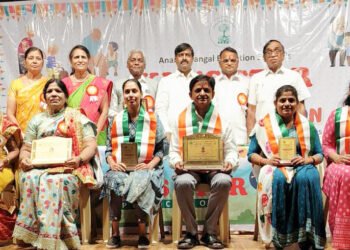 आनंद मंगल विद्या प्रसारक मंडळात जागतिक महिला दिन साजरा 4 आनंद मंगल विद्या प्रसारक मंडळात जागतिक महिला दिन साजरा