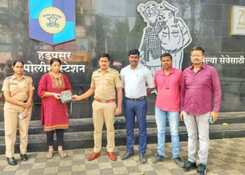 दागिने असलेली पर्स महिलेला मिळाली परत