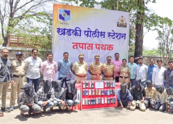 मोबाईल हिसकावून नेणारे परप्रांतीय चोरटे गजाआड