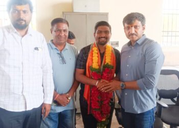 धाराशिवचे नाव जागतिक पातळीवर नेणारा श्रेयस डुंगरवाल – खासदार ओमराजे निंबाळकर 5 धाराशिवचे नाव जागतिक पातळीवर नेणारा श्रेयस डुंगरवाल – खासदार ओमराजे निंबाळकर