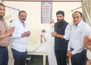 महासाध्वी डॉ. प. पू. श्री प्रियदर्शनाजी म.सा. ने ग्रहण किया संथारा व्रत 5 महासाध्वी डॉ. प. पू. श्री प्रियदर्शनाजी म.सा. ने ग्रहण किया संथारा व्रत