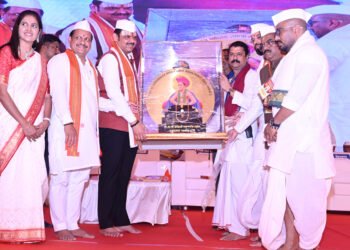 आळंदीत ‘संत ज्ञानेश्वर महाराज ज्ञानपीठ’ देवेंद्र फडणवीस यांची घोषणा