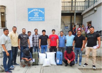 ओडिशा, धुळेहून आलेला ६४ किलो गांजा जप्त 6 ओडिशा, धुळेहून आलेला ६४ किलो गांजा जप्त