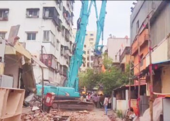 कोंढवा बुद्रुकमध्ये अवैध बांधकामांवर कारवाई