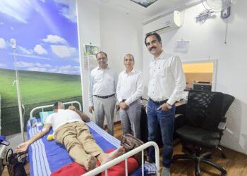 कोठारी चैरिटेबल ट्रस्ट में केमोथेरेपी व डायलिसिस सेवा